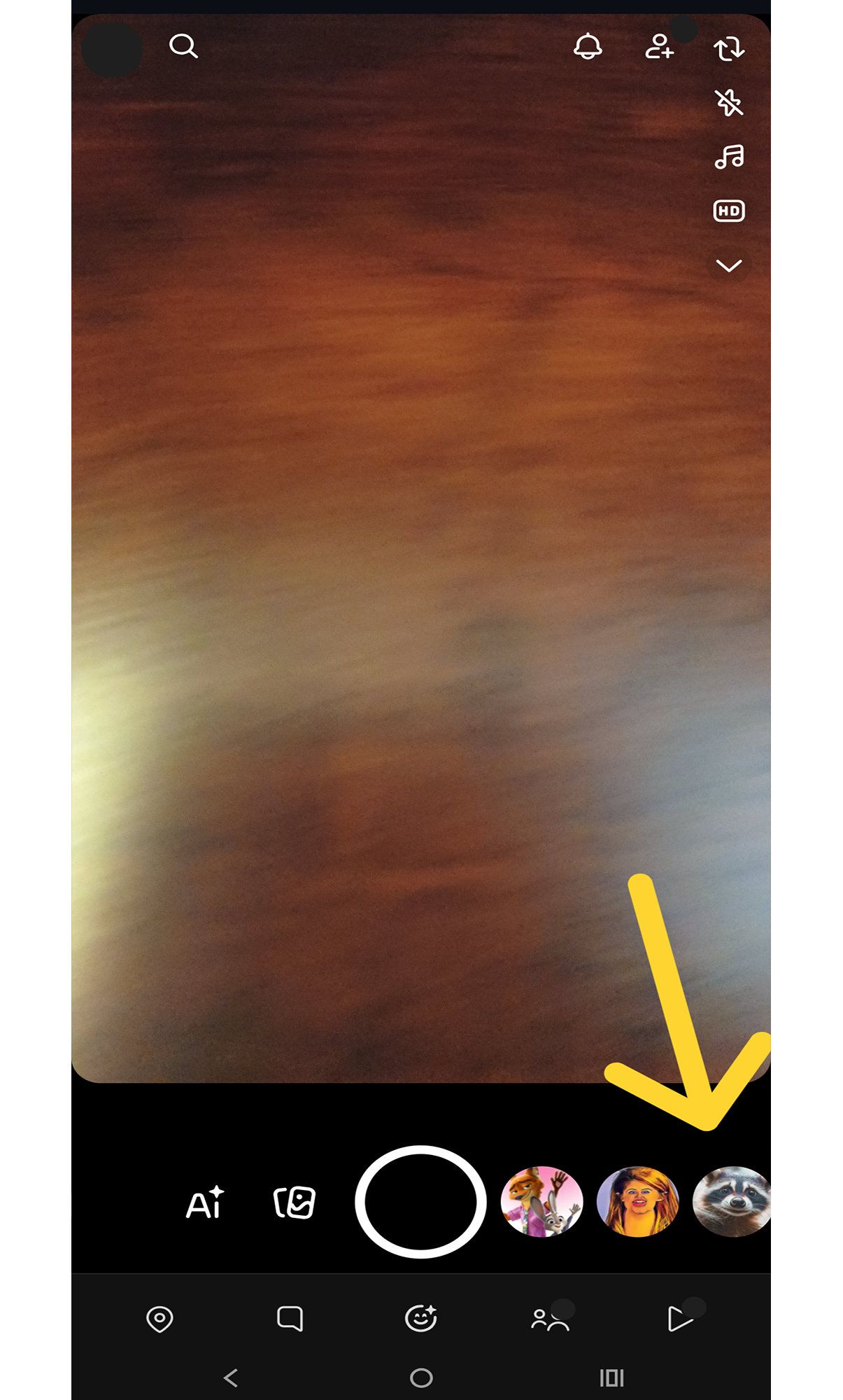 Snapchat interface showing a blank camera screen and various lens options.