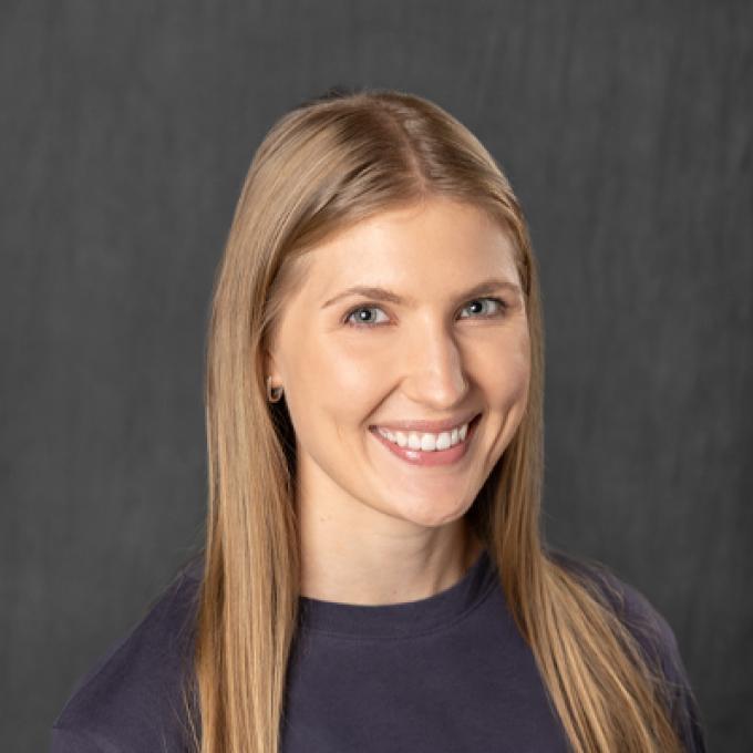 Professional portrait of Whitney Keller-Reetz