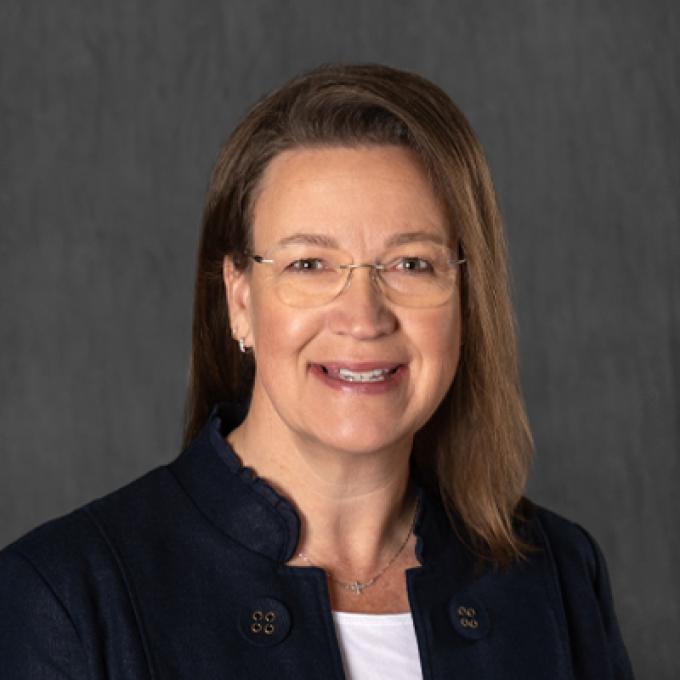 Professional portrait of Kellie Kolb