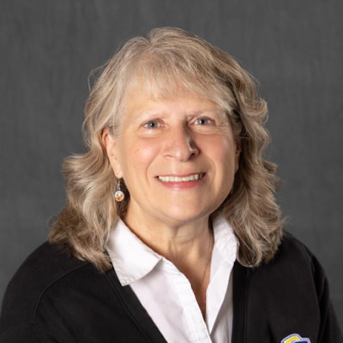 Professional portrait of Linda Quade