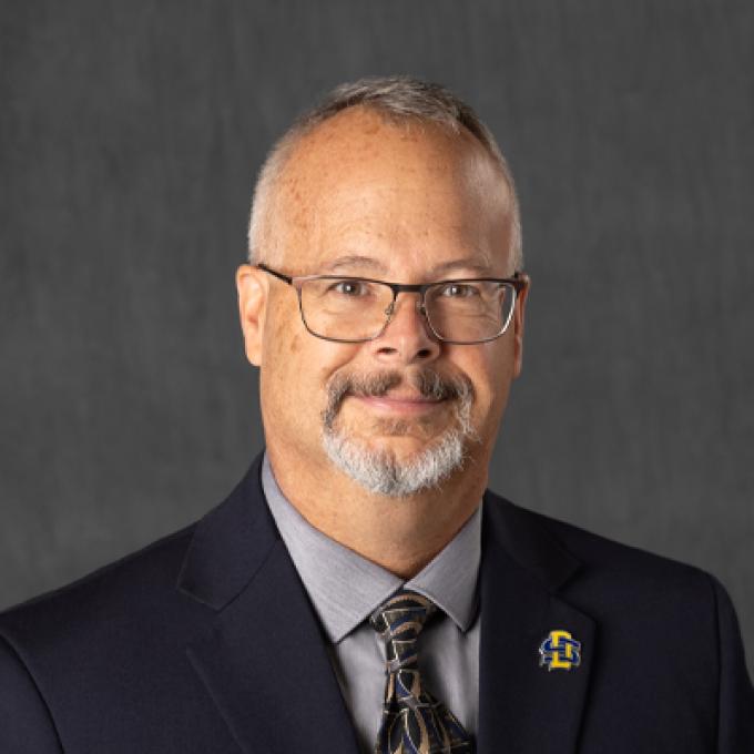 Professional portrait of Alexander &quot;Sandy&quot; Smart