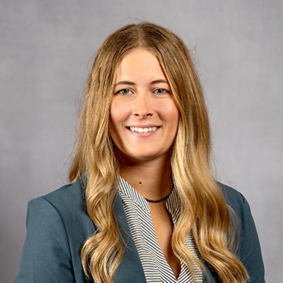 Professional portrait of Sydney Vanderhoff