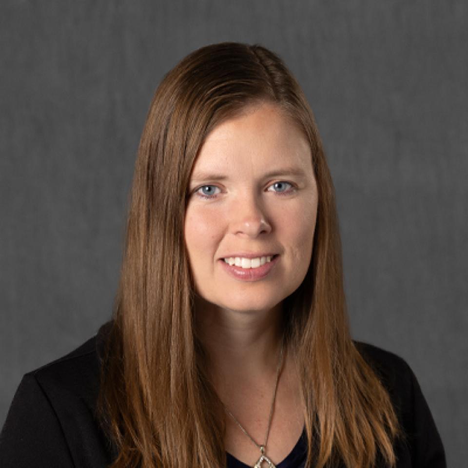 Professional portrait of Sara Bauder