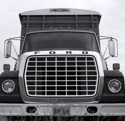 front end of a heavy ford truck