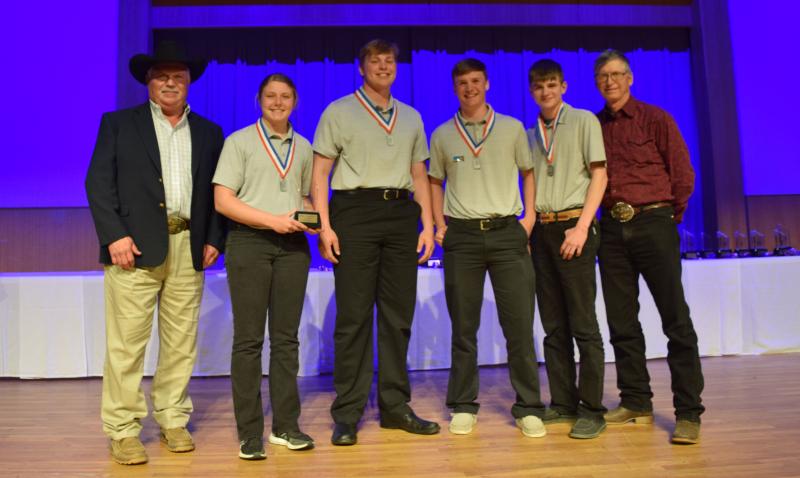 Wessington Springs 4-H range judging team
