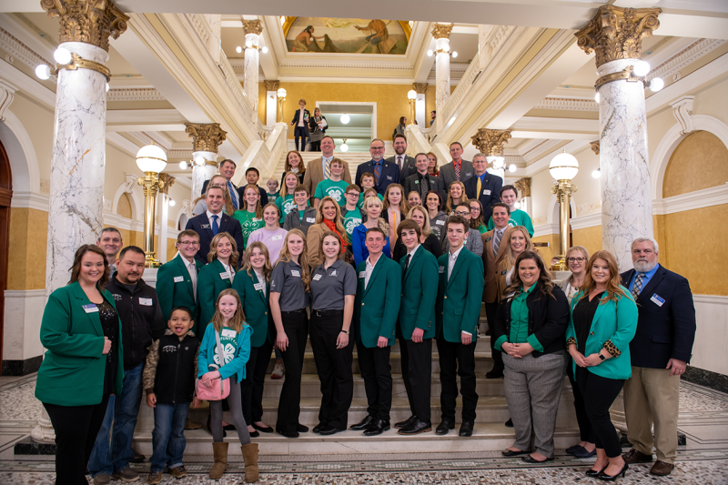 Group photo at 2023 4-H Capitol Day