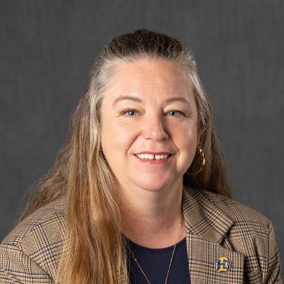 Professional portrait of Heather Gessner