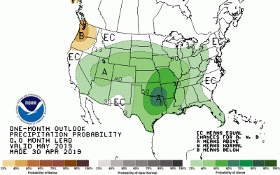Map of United States with green areas favored to be wetter than average and tan areas favored to be drier than average.